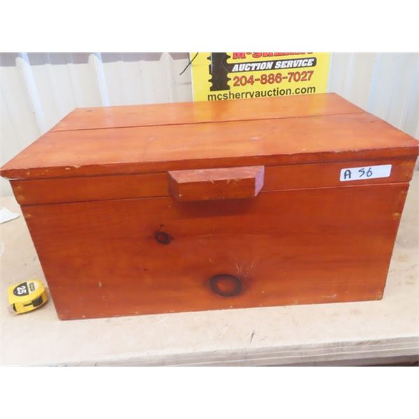 Pine Truck 14" x 29" x 18"