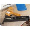Image 2 : Stanely Bostitch AIr Finishing Nailer