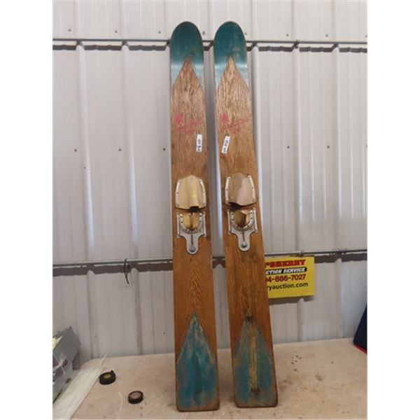 North Star Go Water Skis