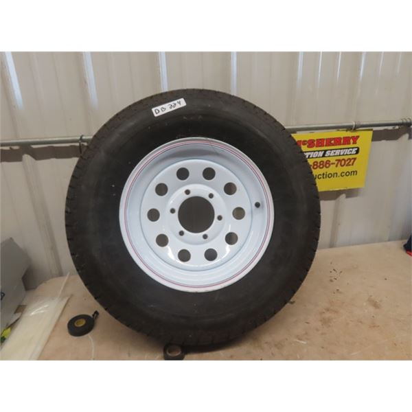 Goodyear ST 225 / 75 R 15  Like New Trailer Tire & 6 Hole Rim