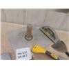 Image 4 : Trowels, Scrapers, Sander, Drywall Tools