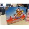 Image 2 : 3 Lunch Kits; 1) Garfield - Metal, 1) Go Downtown- Metal, 1)  ??
