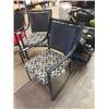 Image 2 : 6 Patio Chairs with Cushions & Table 37" x 61"