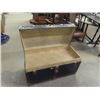 Image 3 : Trunk 19" x 36" x 18"