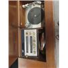 Image 3 : Electrihome Cabinet Stereo - Untested
