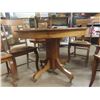 Image 2 : 1/4 Cut Oak Table 42 " Wide with 25.5" Leaf & 6 Matching Chairs