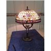 Image 1 : Table Top Lamp with Stained Glass Shade