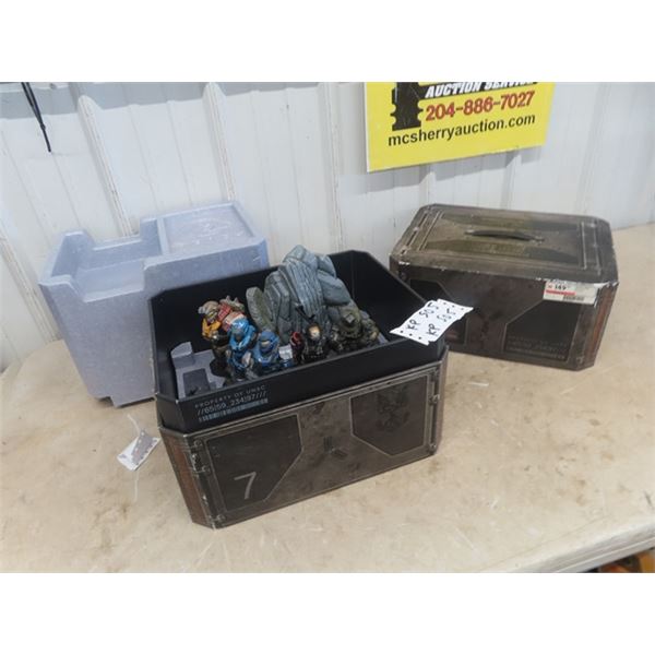 Haalo Collectors Edition Statues & Box - NO System