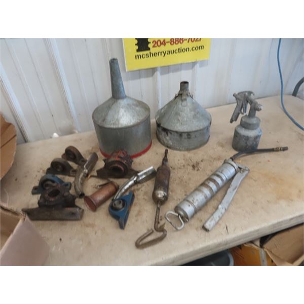 Grease Guns, Funnels, Hanger Bearing, Quart Funnel