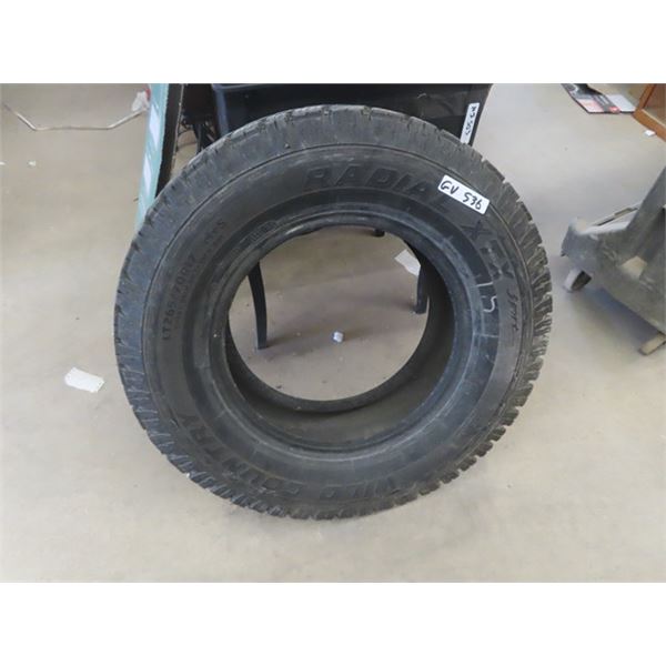 1 Wild Country Tire LT 265 / 70 R 17