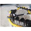 Image 3 : Field Master 3PH Post Hole Digger with 6" & 9" Bit - New Condition - Used Twice