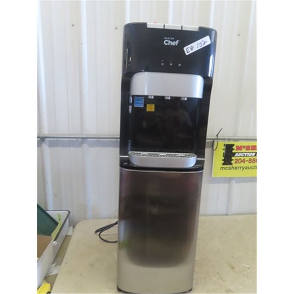 Masterchef Water Cooler/Heater with Bottom Storage