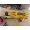 Image 2 : 2 Floor Jacks & Hydraulic Jacks  - All 2 Ton