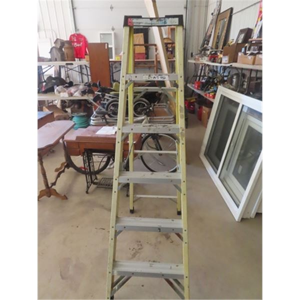 (2) 6' Industrial Lite Step Ladder- 1 NO Bracket