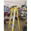 Image 4 : (2) 6' Industrial Lite Step Ladder- 1 NO Bracket