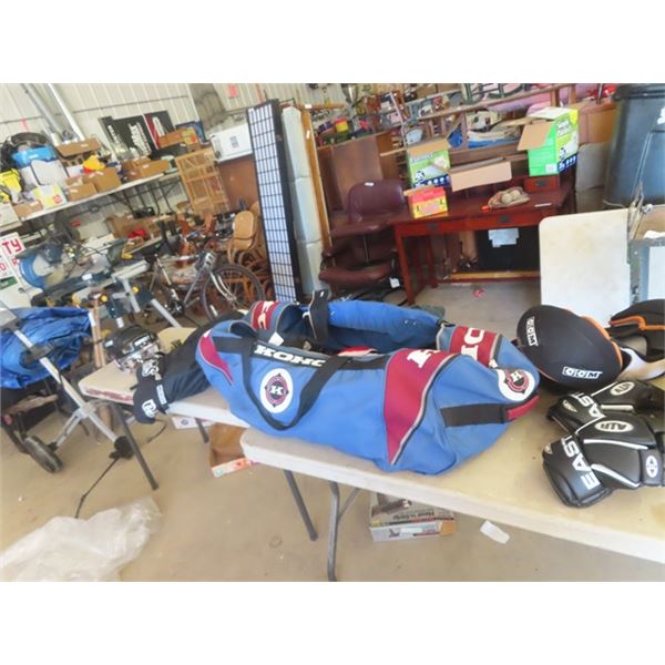 Hockey Bag with Set of Hockey Equipment - Last Picture has Details