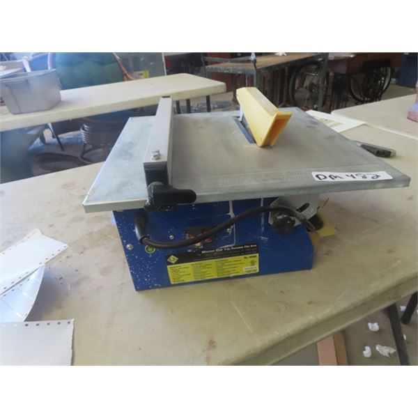 Mastercraft 7  Power Tile Cutter