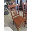 Image 3 : 2 Wooden Kitchen Chairs