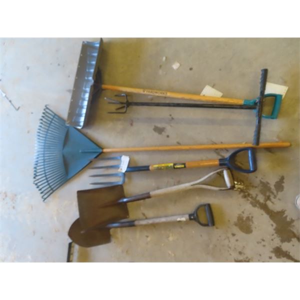 6 Hand Yard Tools; Rake, Shovel, Garden Claw, Forks ....