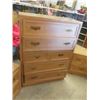 Image 7 : 4pc Bedroom Suite; Dresser 30" x 72" x 18" plus Mirror 48" x 52" , Dresser 52" x 38" x 18" , 2
