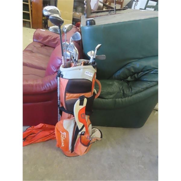 15 Right Handed Mens Golf Clubs; Galloway Black Hawk, Titleist & Bag