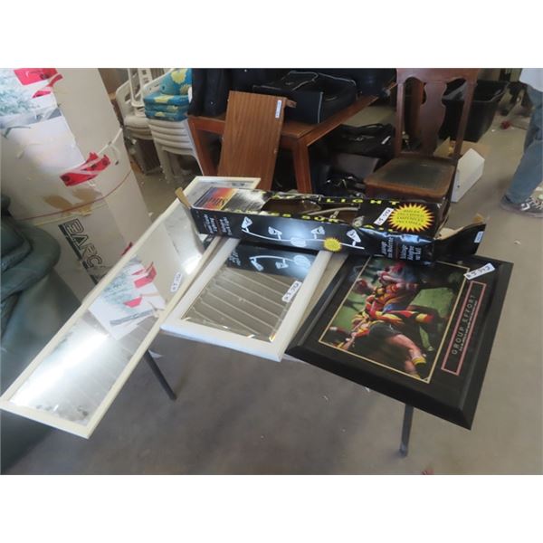 2 Mirrors, Rugby Snugby Photo & Light Fixture