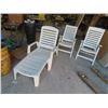 Image 1 : Patio Lounge Chair, 2 Patio Chairs & 4 Cushions