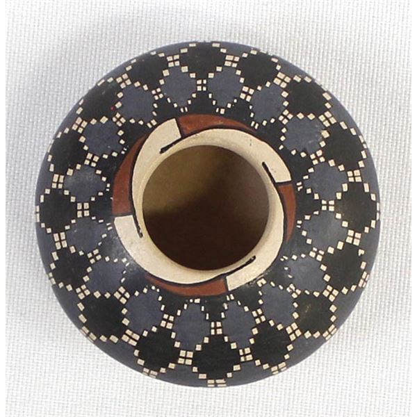 Mexican Mata Ortiz Miniature Seed Jar by L. Soto