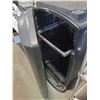 Image 2 : Rubbermaid Black Plastic Commercial Garbage Bin