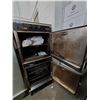 Image 3 : Alto Shaam Halo Heat Model 1767 cook & Hold Smoker Oven with wood chips and manuals