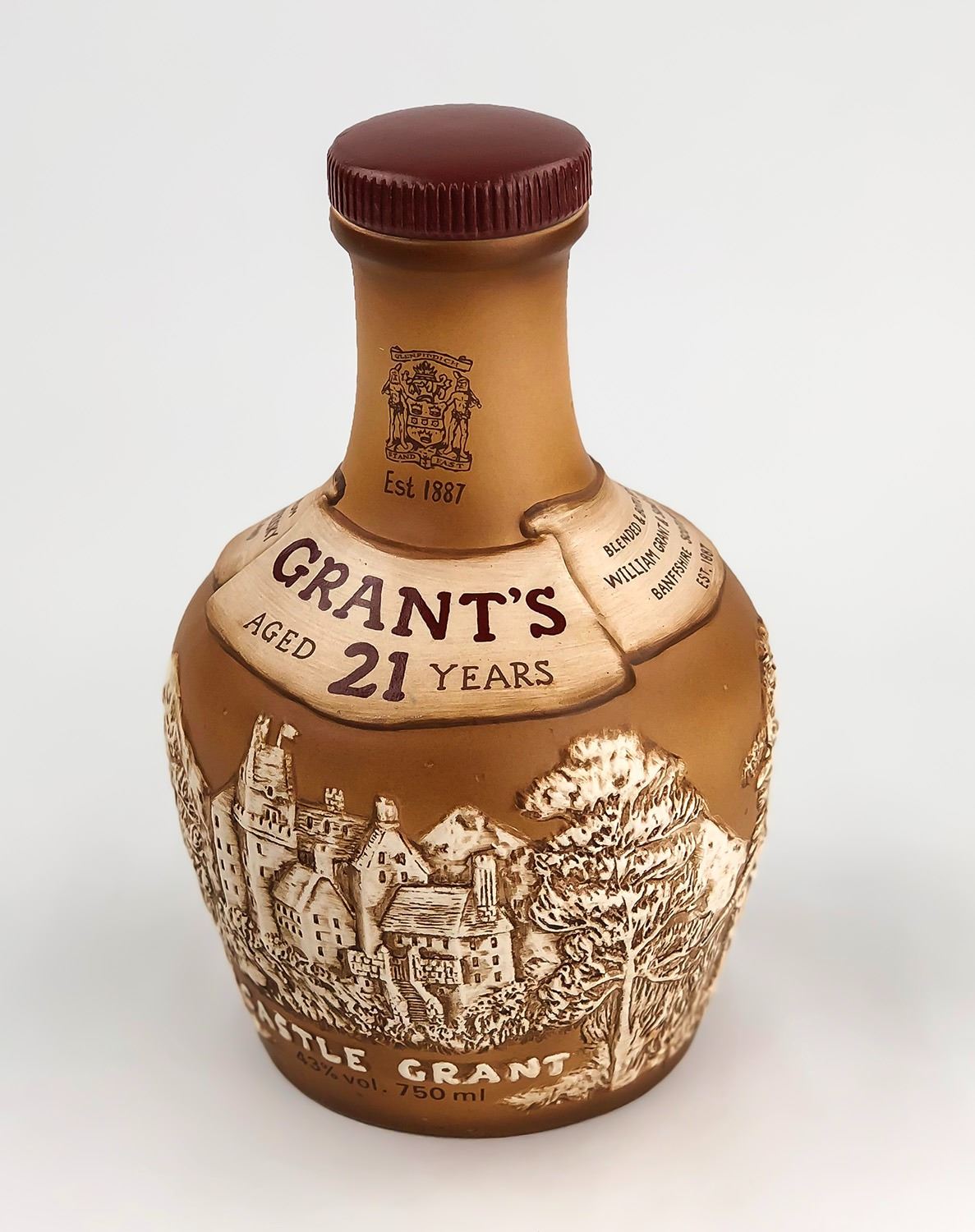 ROYAL DOULTON GRANT’S SCOTCH WHISKEY DECANTER
