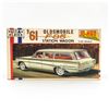 Image 2 : VINTAGE JO-HAN ’61 OLDSMOBILE F-85 STATION WAGON