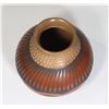Image 2 : VINTAGE ROUND BOTTOM HAND DECORATED NATIVE