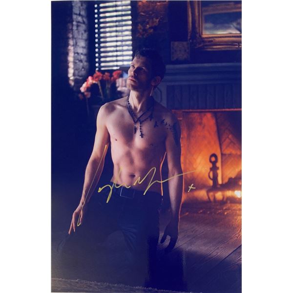 Autograph Signed Joseph Morgan Photo