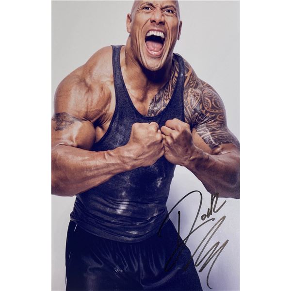 Autograph Signed  Dwayne Johnson Photo