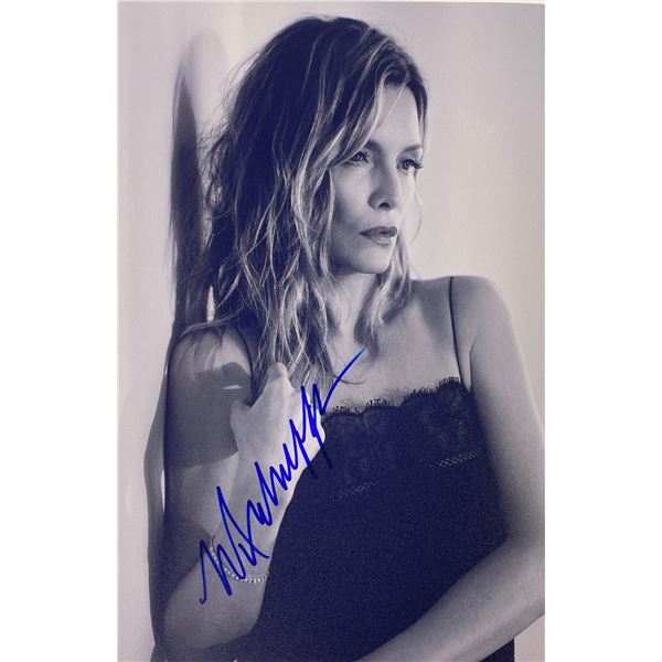 Autograph Signed Michelle Pfeiffer Photo