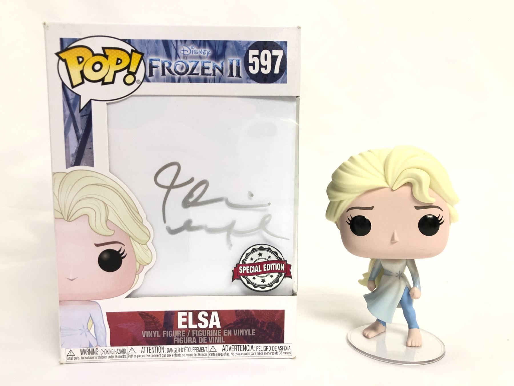 Autograph Frozen Elsa Idina Menzel Funko Pop