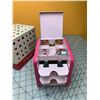 Image 3 : VINTAGE ARRCO PINK METAL CARD SHUFFLER WITH BOX