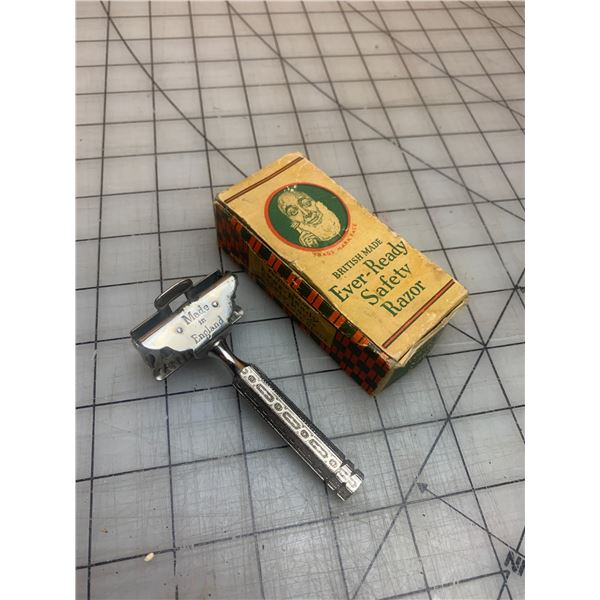 VINTAGE EVER-READY SAFETY RAZOR WITH CARDBOARD BOX