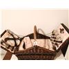 Image 4 : Vintage wicker picnic basket