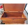 Image 2 : Vintage clear fir foot locker - dove tailed 31 X 13 X 11