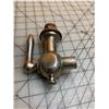 Image 3 : VINTAGE BRASS SPIGOT