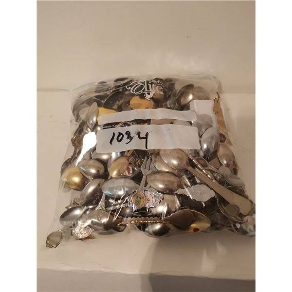 Lot of over 100 collector's spoons