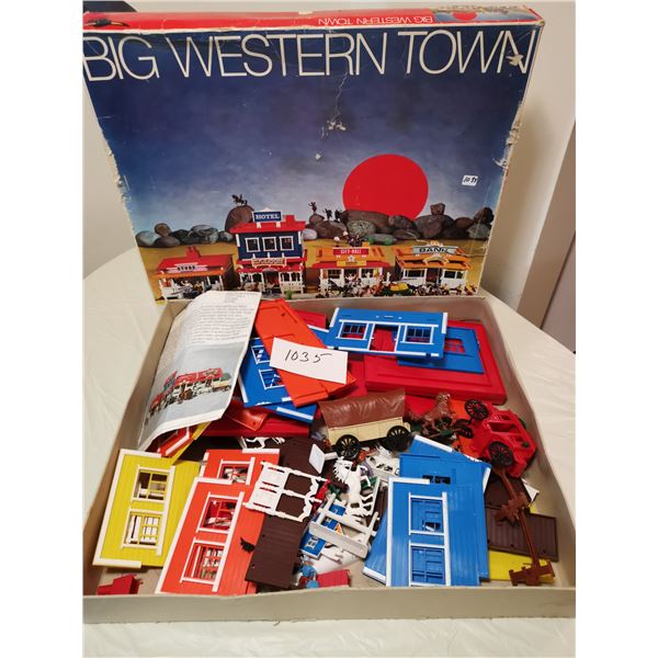 Big western town Box 24 X 20 X 3 as is