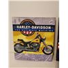 Image 3 : 2 Harley Davidson books 11 X 12
