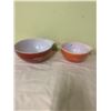 Image 1 : 2 Pyrex bowls - 6" & 7.5"