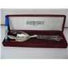 Image 2 : INTERNATIONAL SILVER COMPANY SALAD SERVING FORK in CASE - GLASS HANDLE