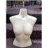 Image 1 : Hanging mannequin bust
