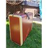 Image 18 : Vintage Flite hard suitcase & contents, Excellent condition. Vintage Kar-Tex dress coat, Midway, Bil