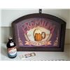 Image 1 : Wood 3D beer sign & vintage stubby neck Canadian beer (Full)